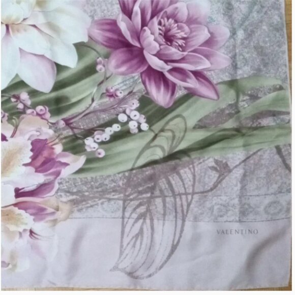 Valentino floral scarf - Picture 1 of 3